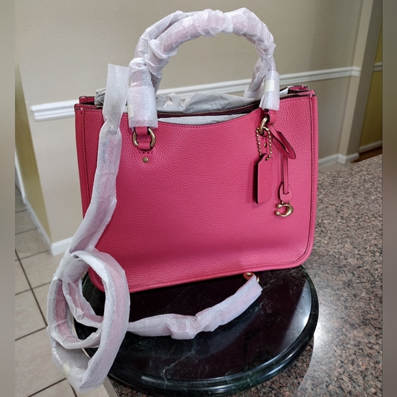 NWT Coach Taylor Carryall watermelon tote/crossbody - Picture 1 of 10